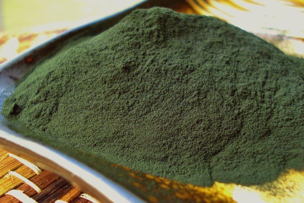 Spirulina, la reina de los superalimentos: ¿por qué todos la eligen?